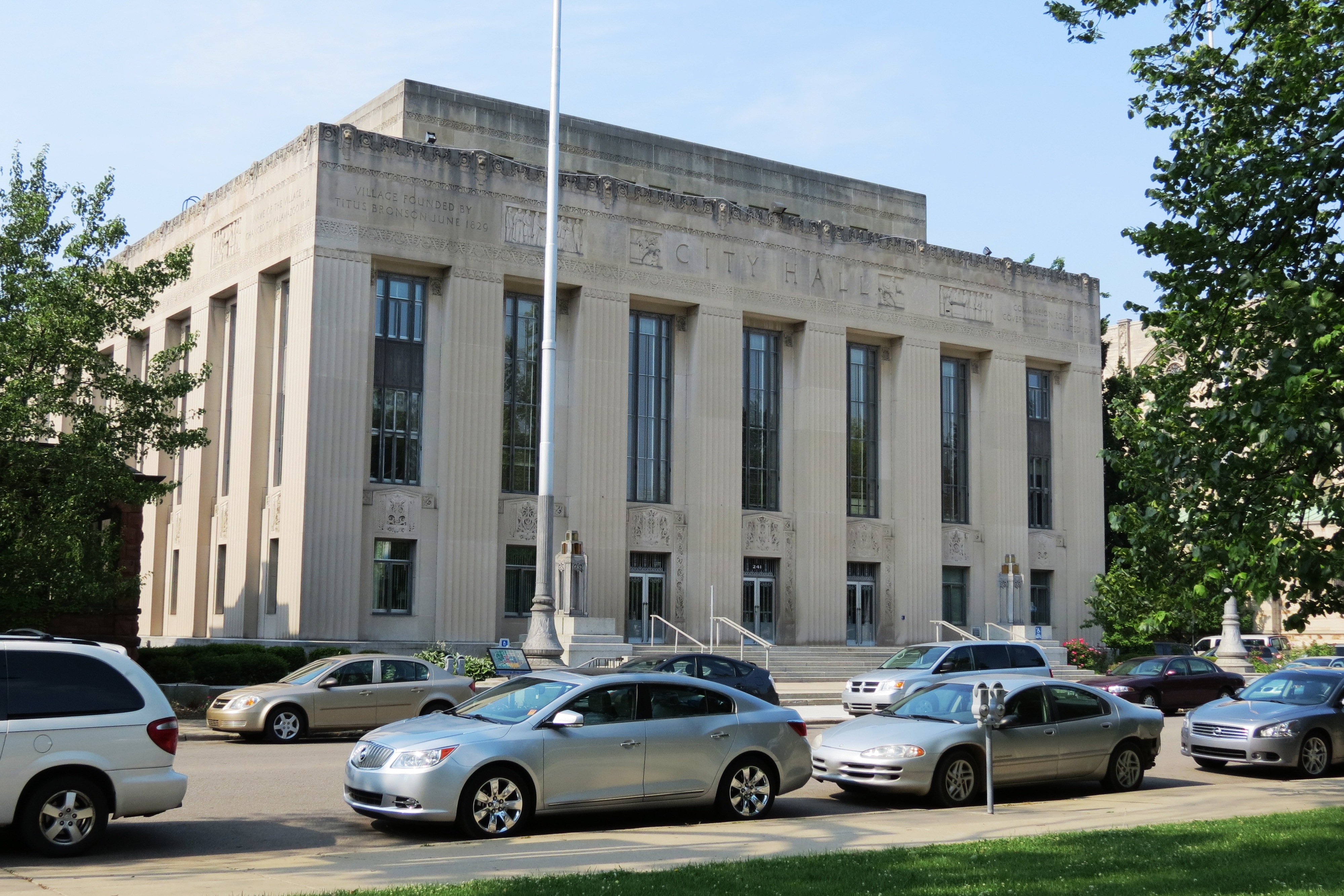 Kalamazoo City Hall Kzo_City_Hall-1.jpg